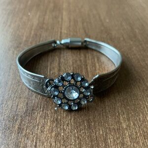 Elegant Silver Bracelet with Crystal Accents